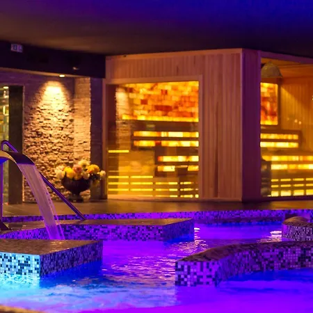 Pulse Health Center Hotel 4*